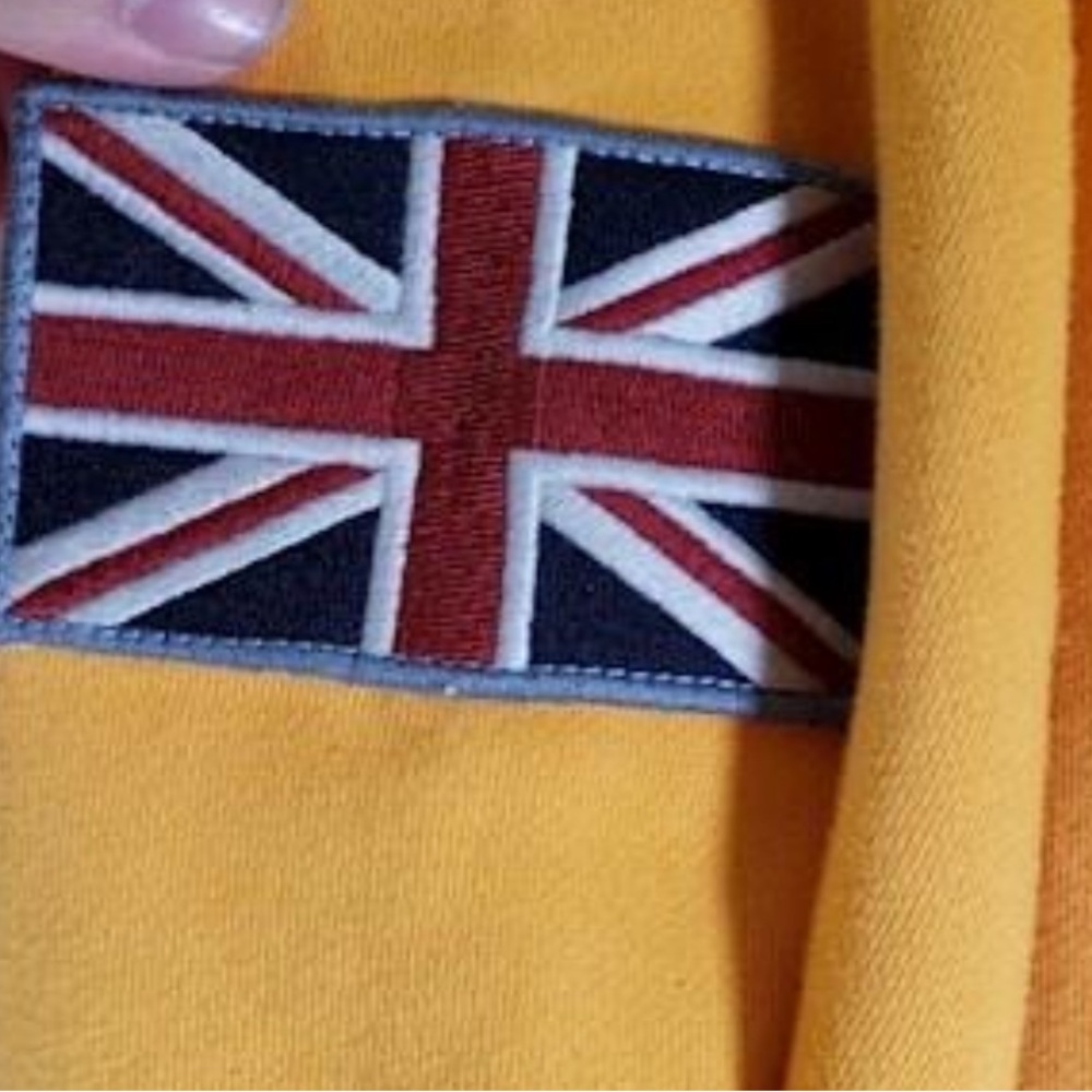 Land Rover Yellow Hoodie Sweatshirt By Red Canoe Union Jack 🇬🇧 In Size Medium - Picture 2 of 6